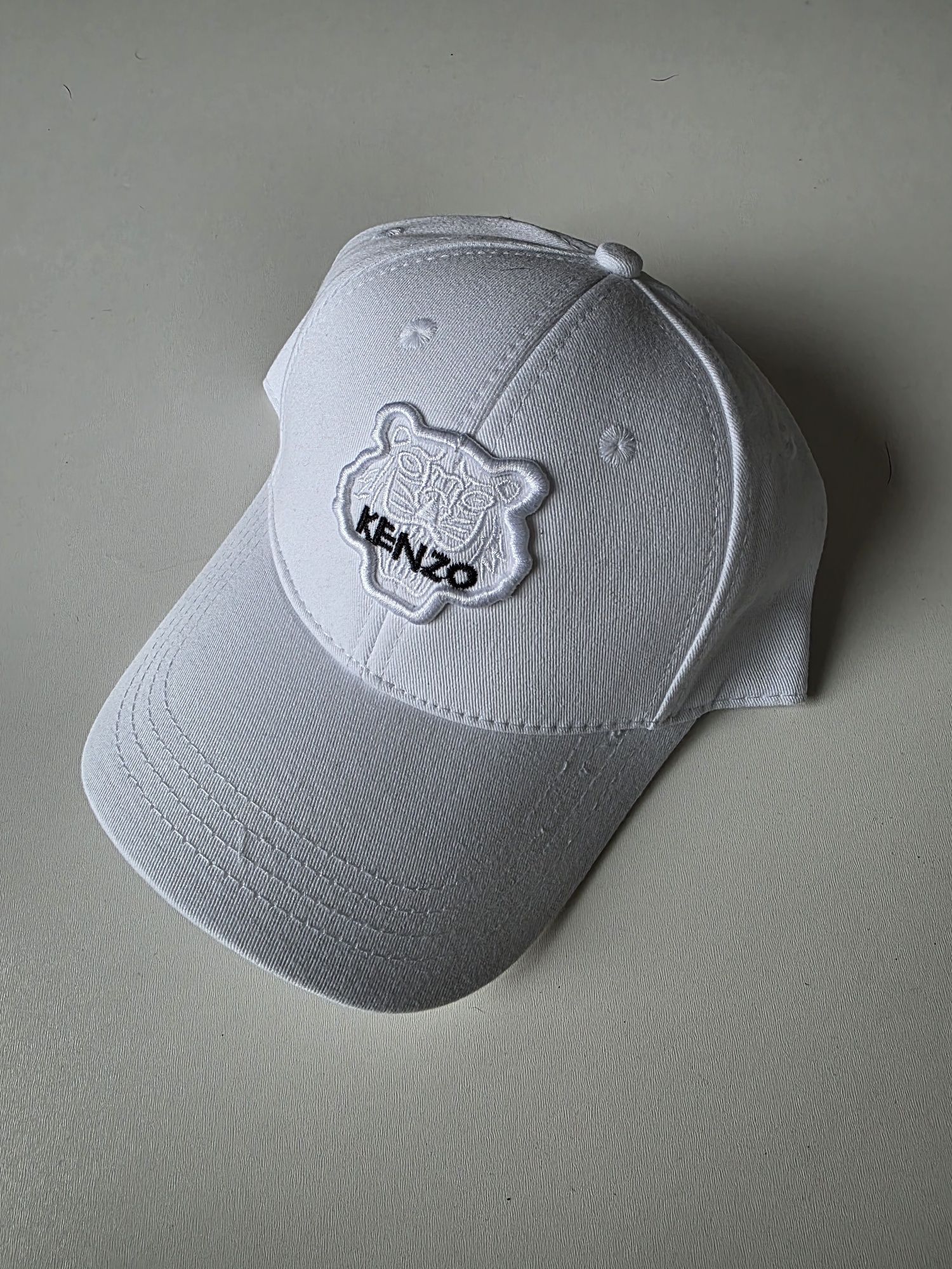 Kenzo biała czapka uniseks 100% Bawełna