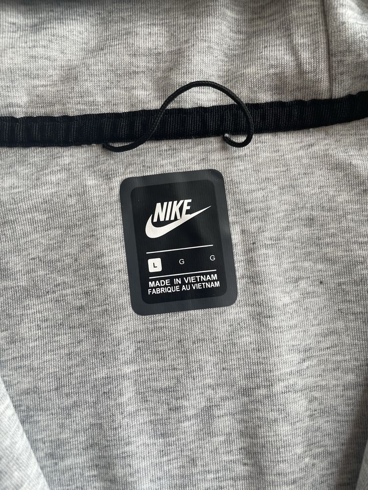 Nike tech fleece