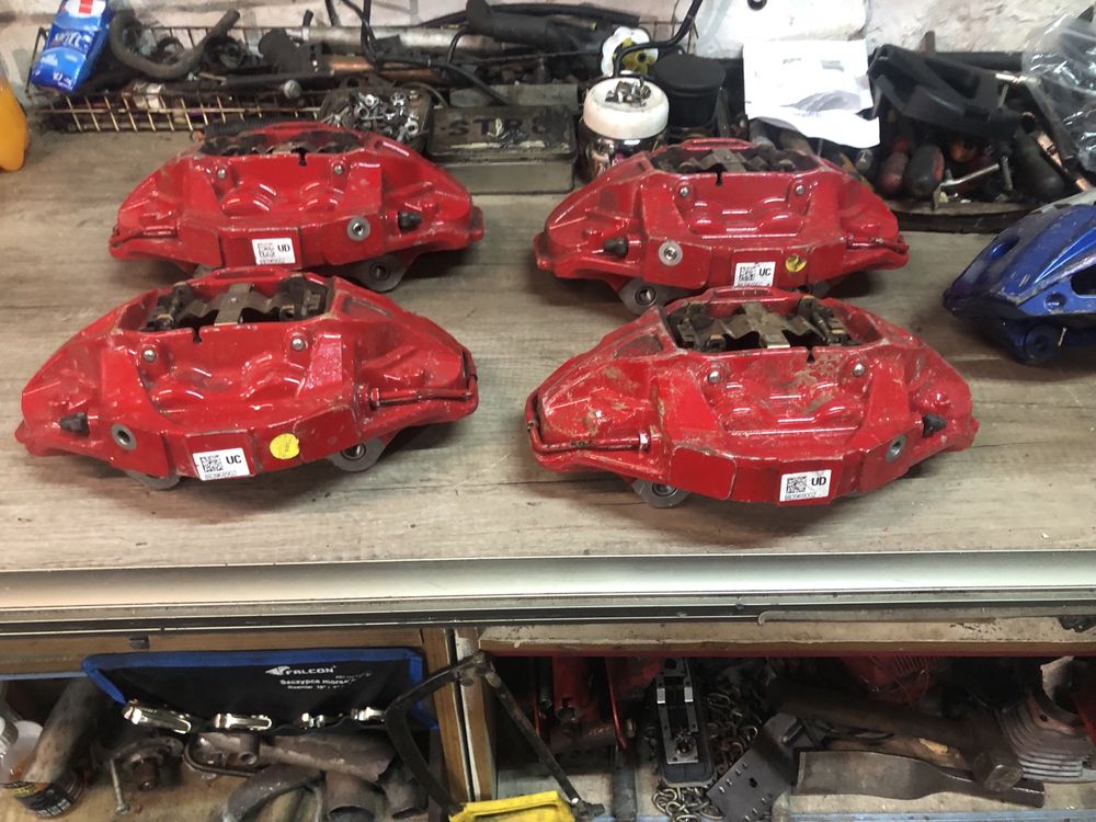 Sprzedam zaciski BMW M-pakiet.G11,G12,G30,G20.360/30