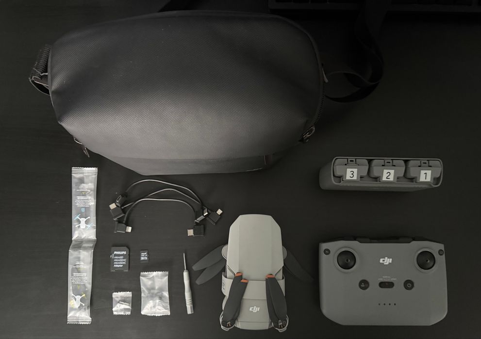 DJI Mini 2 Fly More Combo