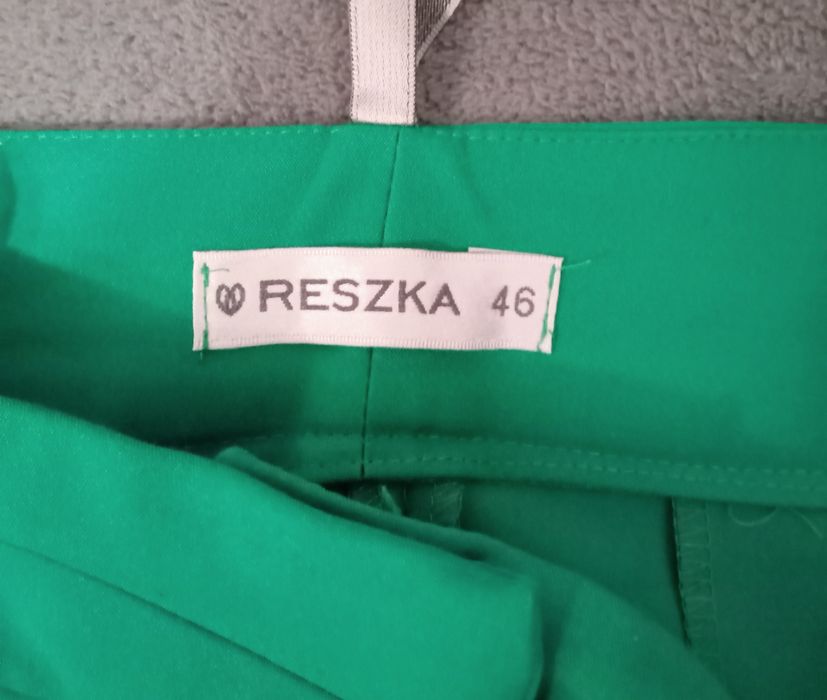 Garnitur damski elegancki