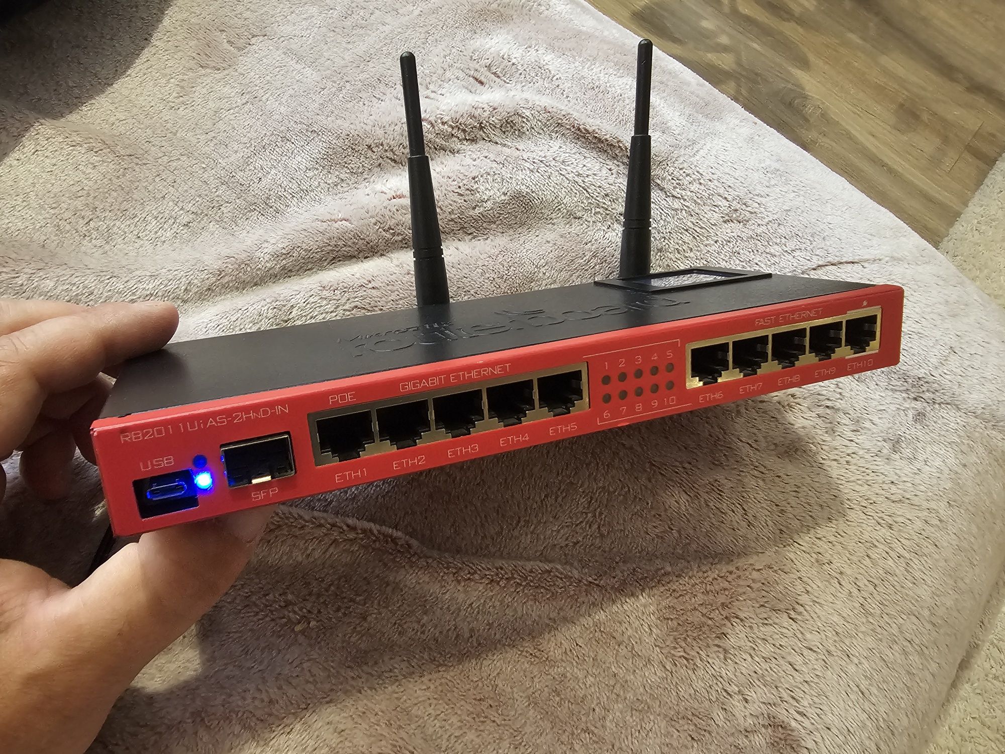 Mikrotik rb2011uias-2hnd-in роутер gigabit
