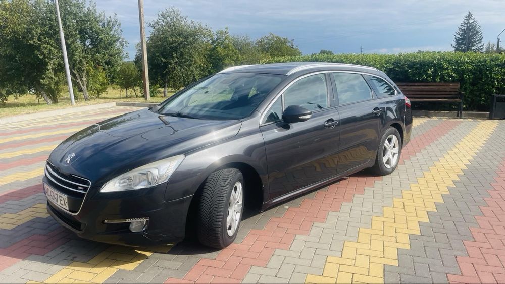 Продам Автомобіль пежо
