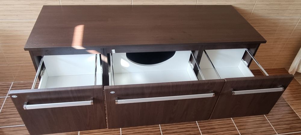 Komoda łazienkowa wisząca Antado