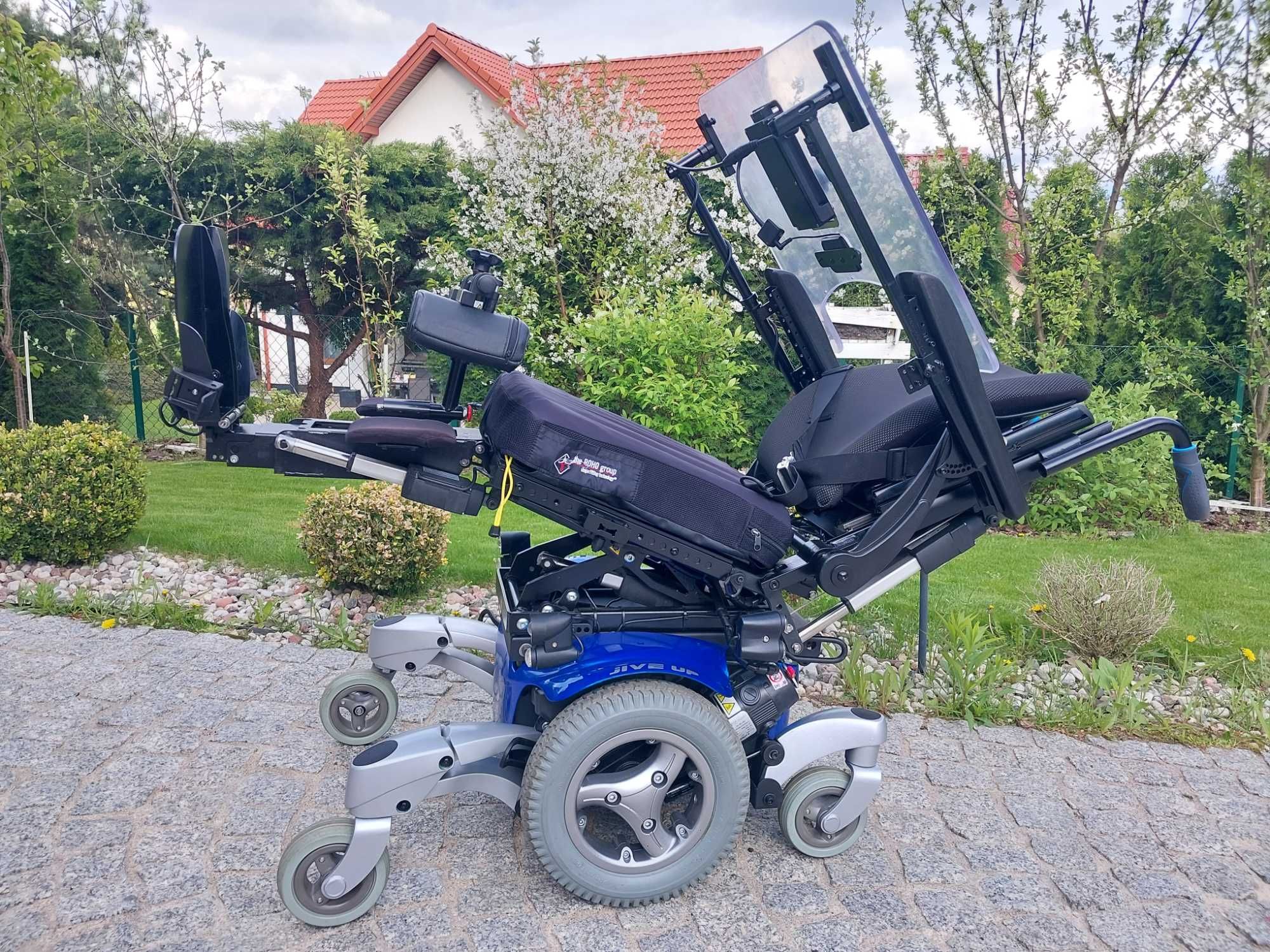 wózek inwalidzki elektryczny Quickie Jive UP z funkcją pionizacji