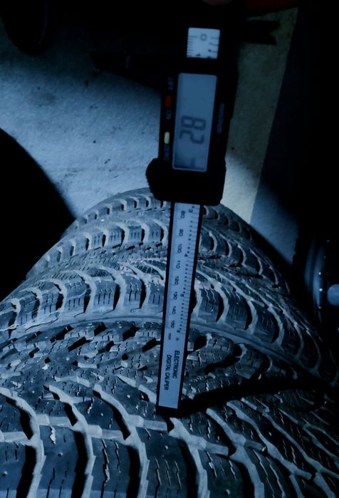 4szt -JakNOWE!-Nokian 8.2mm Hakkapeliitta 9, 225/40/18, opony zimowe