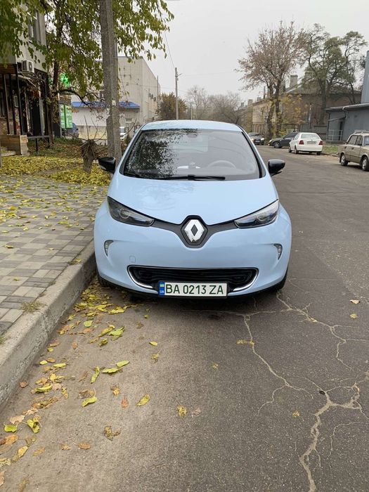 Renault Zoe продам