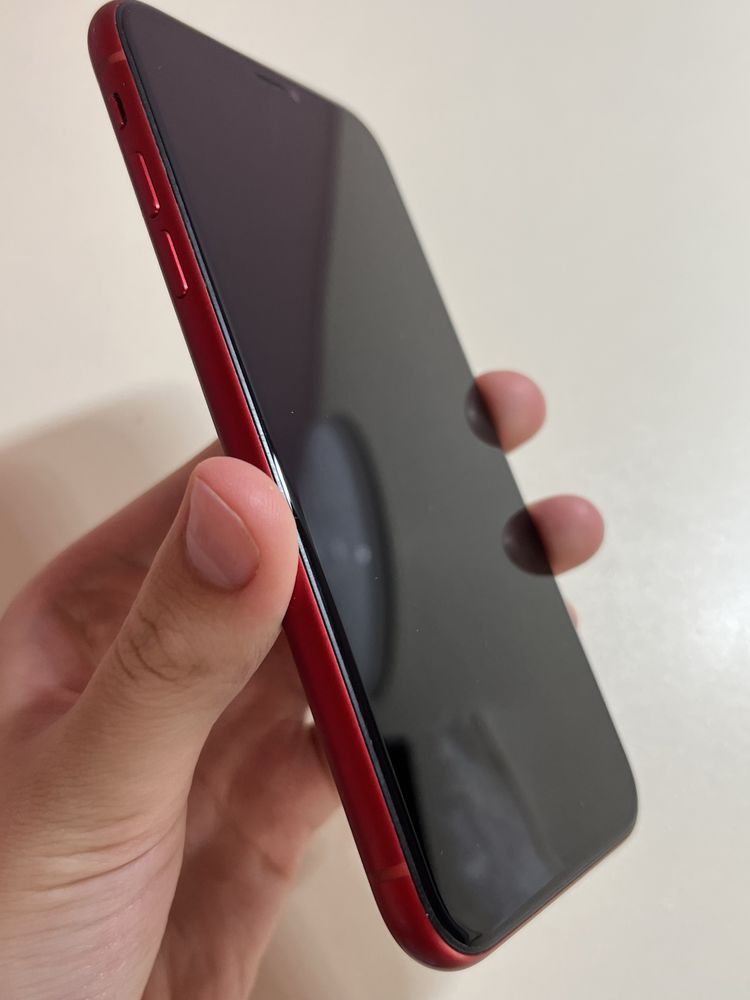IPhone XR в ідеальному стані