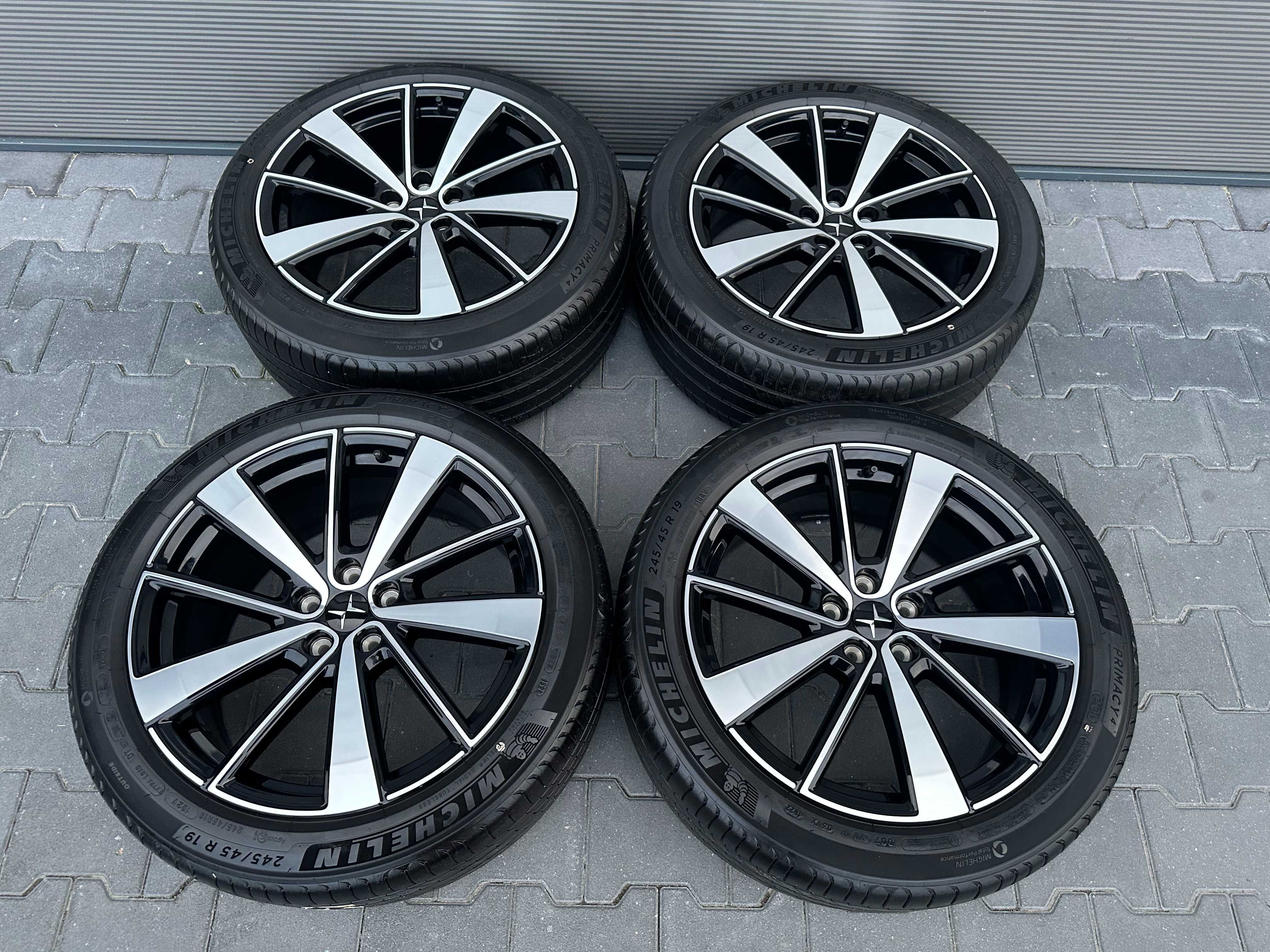 5x108 19 POLESTAR 2 VOLVO FORD 245/45R19 Michelin LATO
