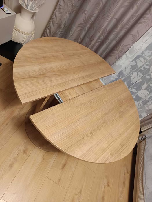 Stół okrągły rozkładany
