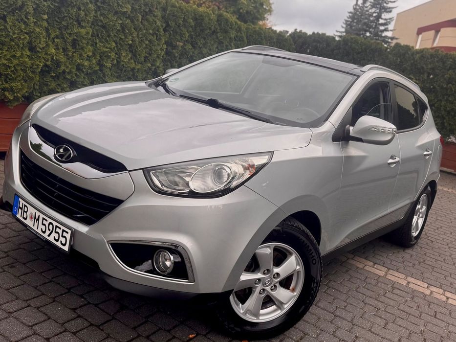 Hyundai ix35 Hyundai ix35 1.7 CRDi Premium! Panorama, Navi, Kamera, PDC!