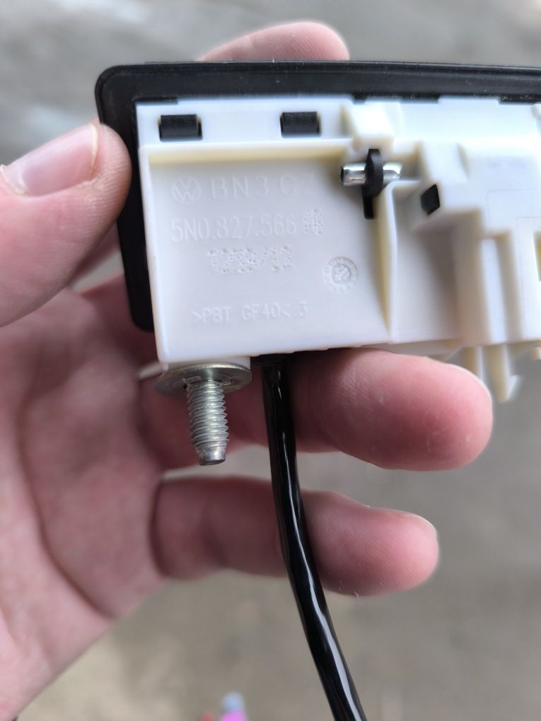 Камера заднього огляду VW 5N0827566