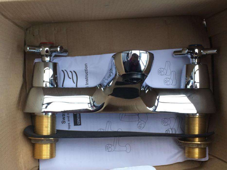 Torneira Casa de banho Marca Swan England Nova em Cx