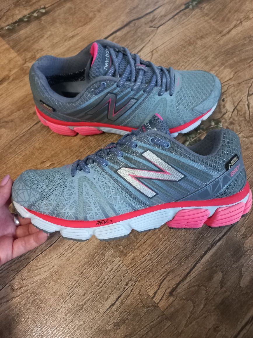 Кросівки New Balance 890v5 gore-tex 40.5 в см 25.5