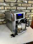 Новий капучинатор Delonghi PrimaDonna Avant ESAM6700 Кофемашина