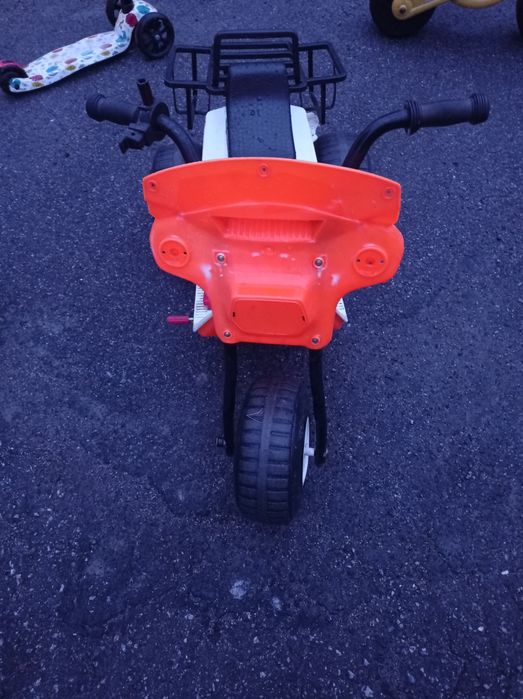Дитячий мотоцикл електричний.