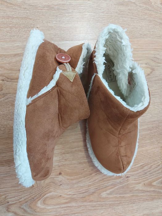 Relax miękkie lekkie damskie buty brązowe zimowe domowe w stylu ugg 40