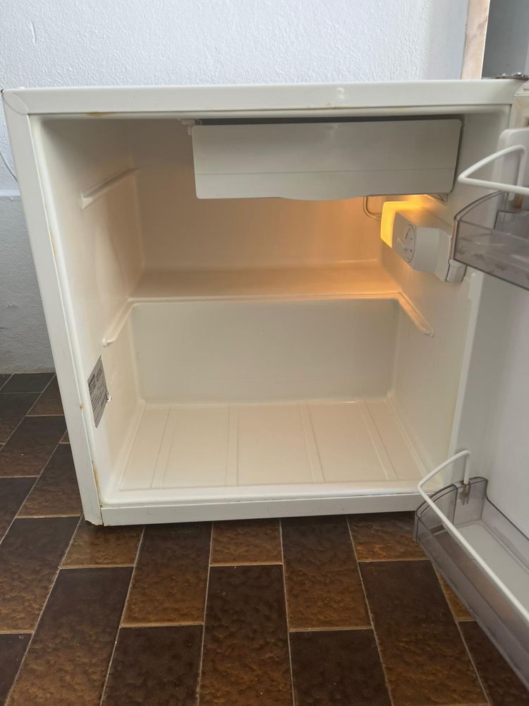Mini Frigorífico Gorenje – Bom Estado!