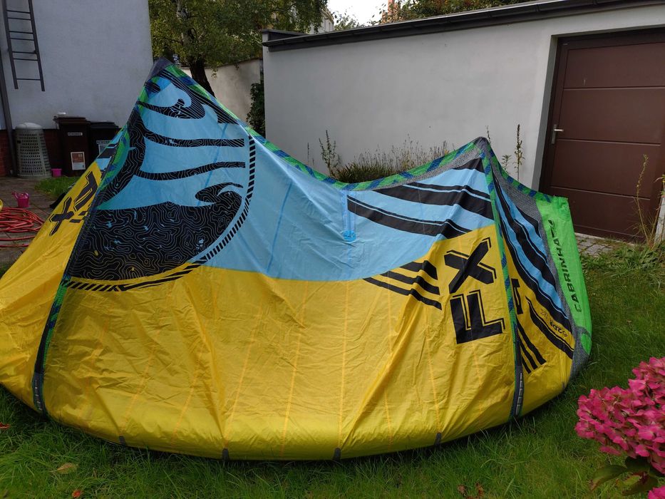Kite Cabrinha FX 9m + bar Cabrinha Overdrive