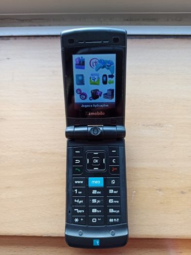 Telemóvel ZTE Mobile F230