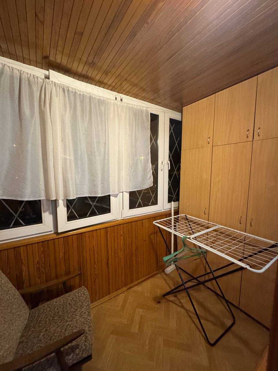 продам 2х комнатную квартиру Королева 50