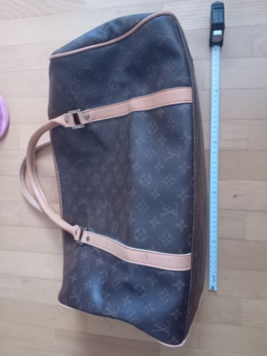 Сумка від Louis Vuitton