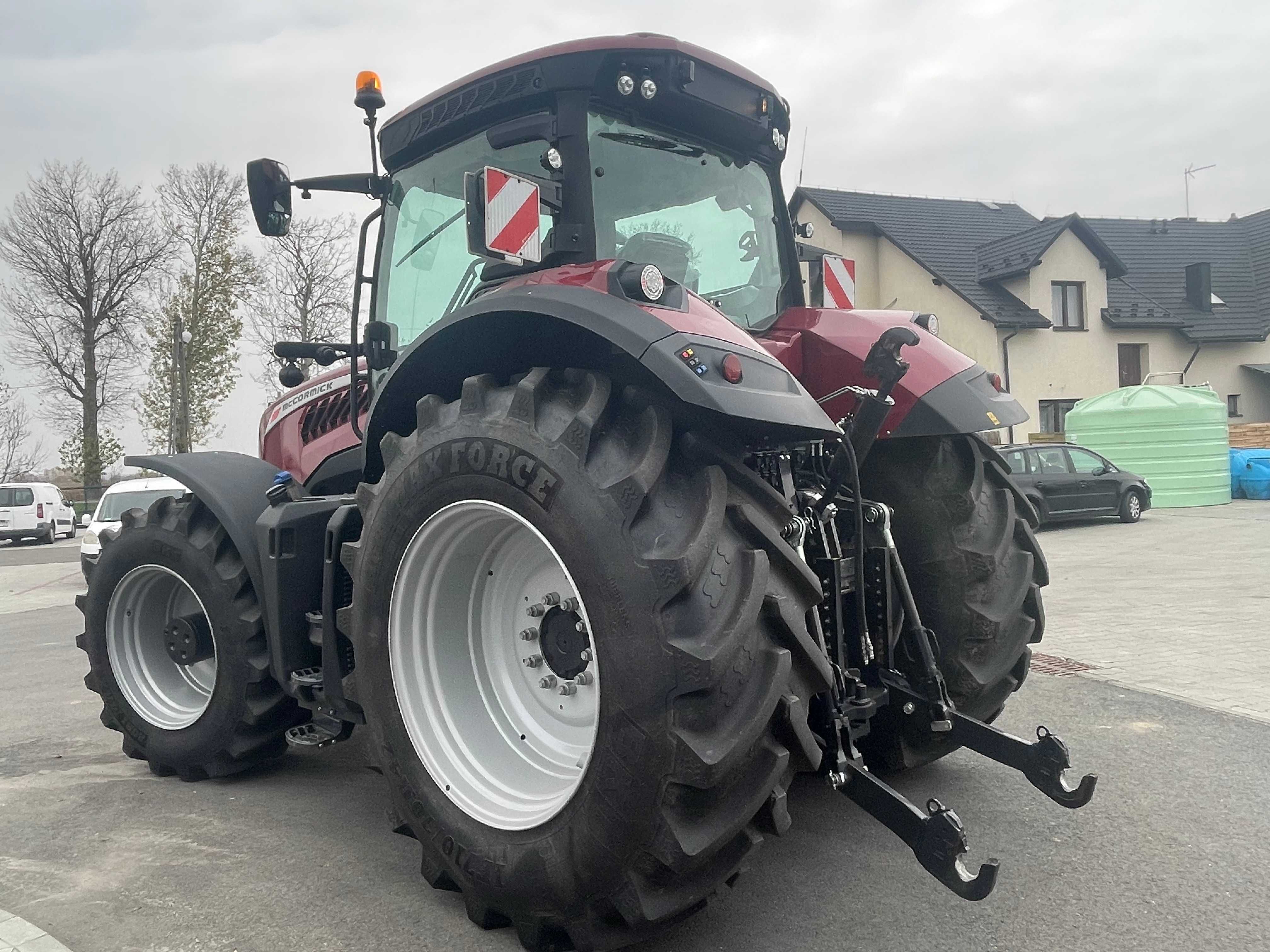 Ciągnik McCormick X8.631 model 2024r