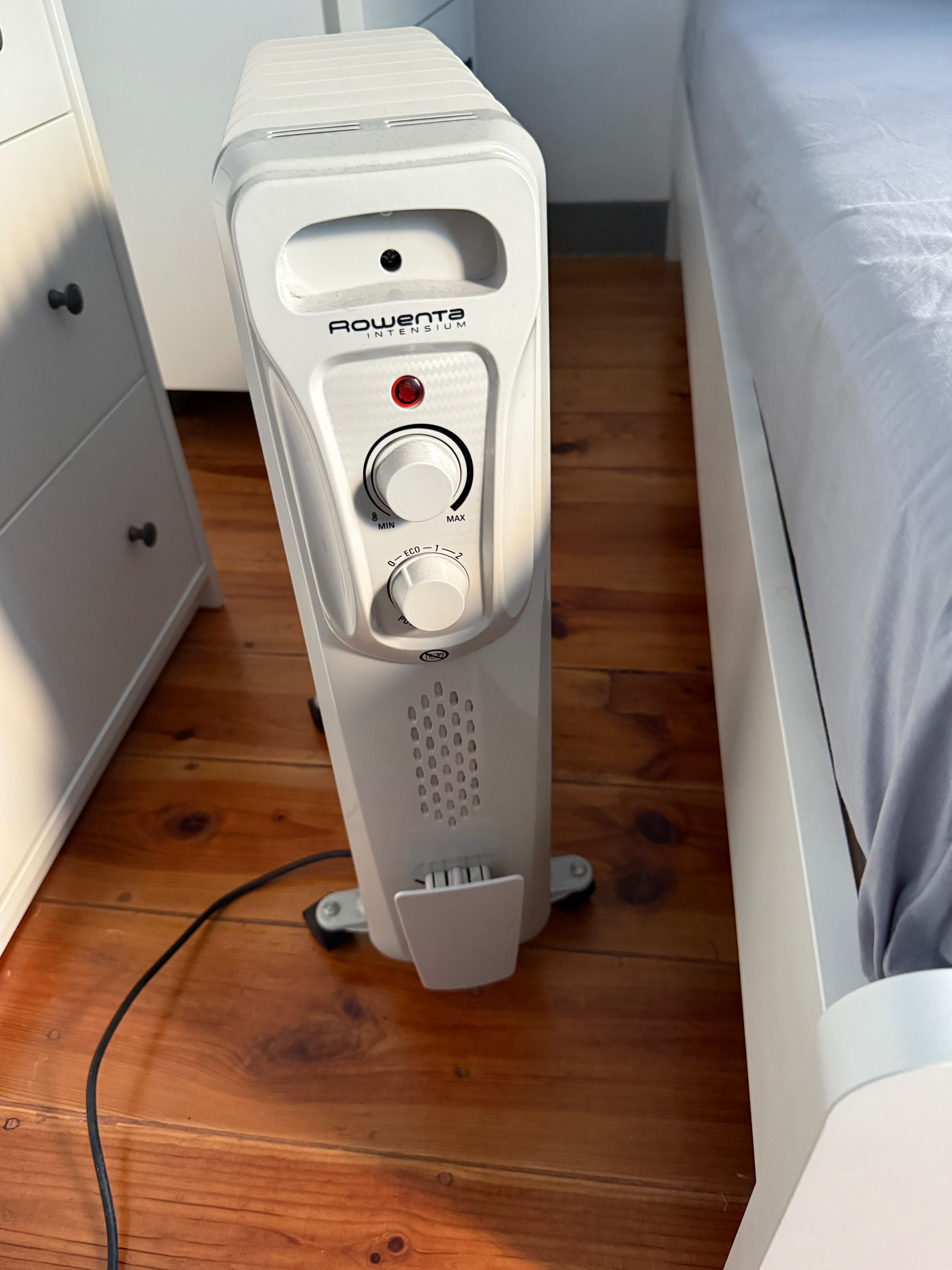 Aquecedor a Óleo ROWENTA BU2620F0 (2000 W)