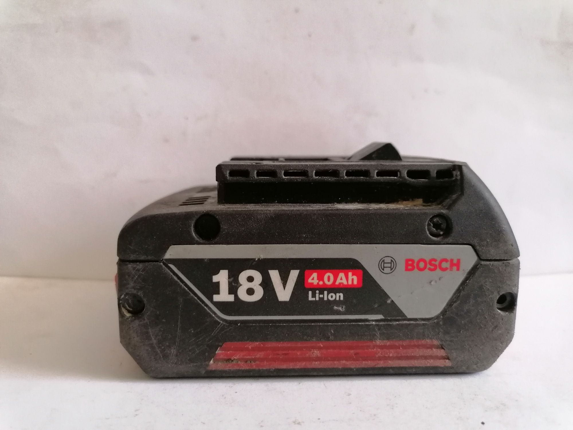 Akumulator bosch 18v. 4ah