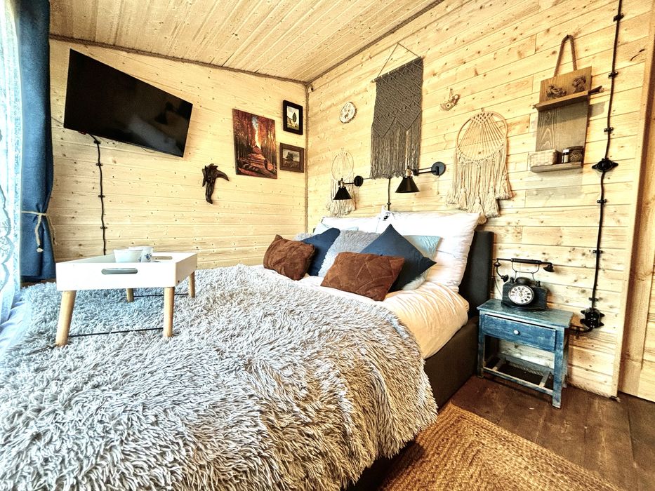 Domekl na Sylwestra z jacuzzi sauną w Bieszczadach