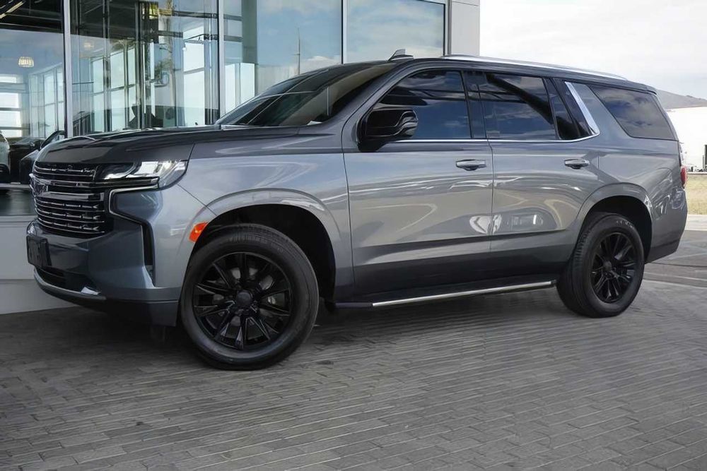Chevrolet Tahoe      2021