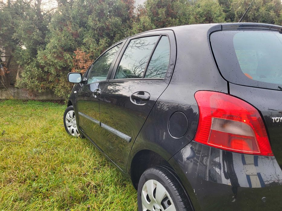 Toyota Yaris 2 II 5 drzwi # Klimatyzacja* Mały przebieg