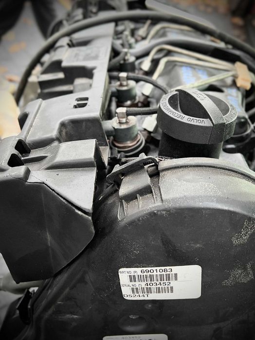 VOLVO D5244T Двигатель 2.4 Turbo дизель Двигун для S60 S80 V70 XC90