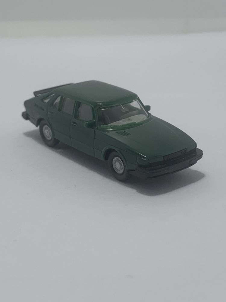 Saab 900 Turbo da Wiking escala 1/87