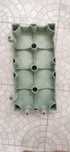 Estrado de resina verde 20cmx40cm