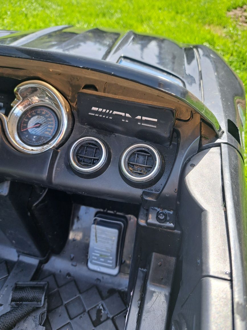 Auto na akumulator mercedes dla dzieci
