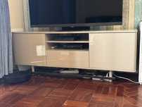 Móvel TV (rack) moderno – 160 cm – semi-novo – 60 euros