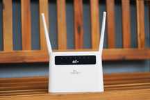 Мобильный 4G Wi-Fi роутер R102M-E — надёжный интернет в дороге и дома