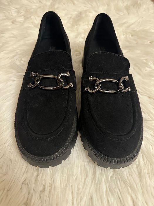 Стильні лофери з замшу