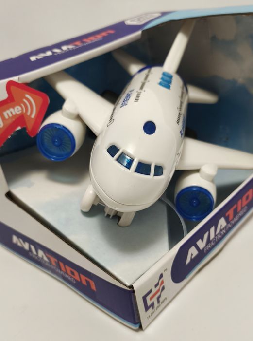 Samolot na baterie Aviation Planebus