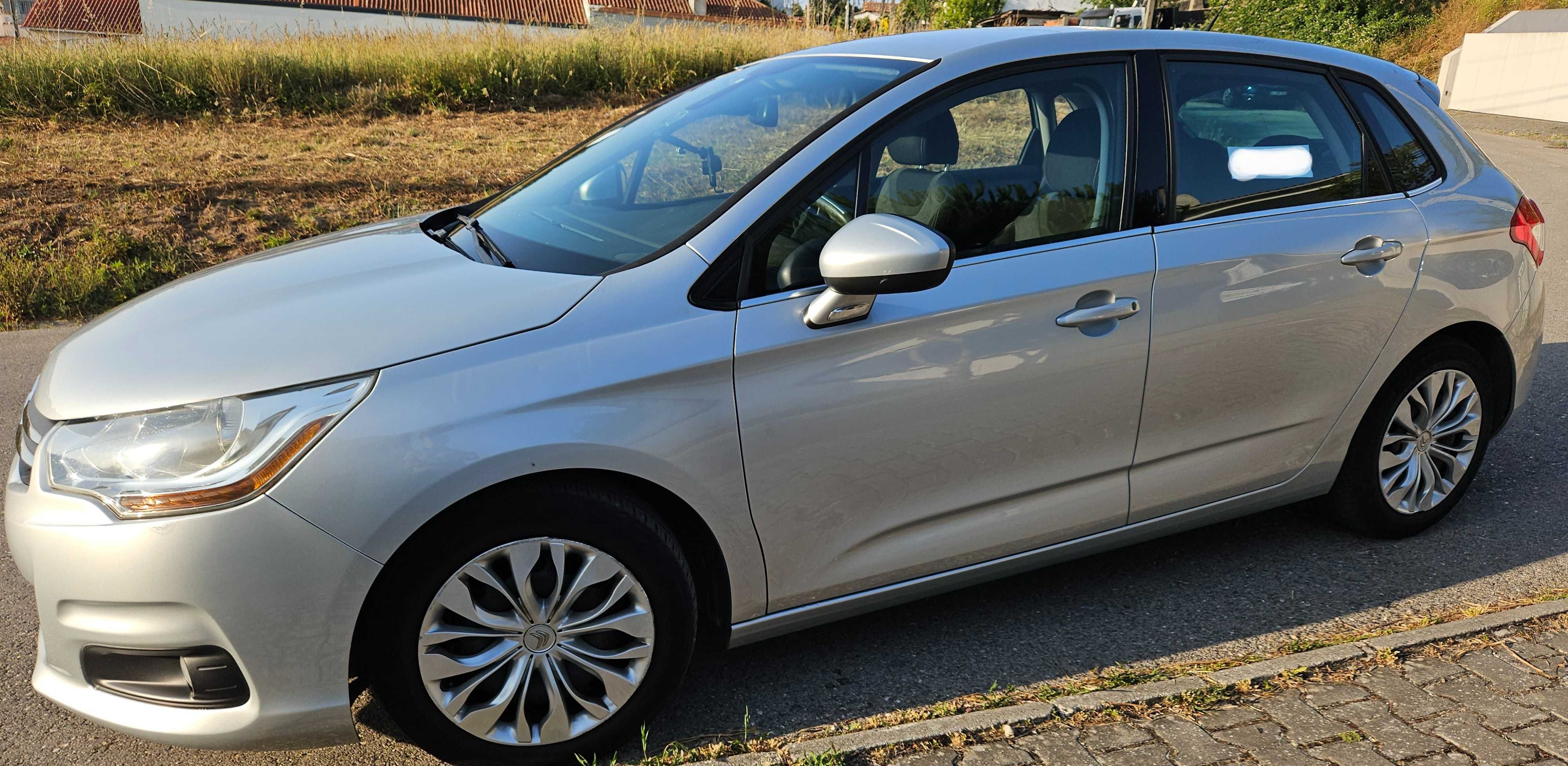 Citroen C4 1.6 e-HDI 113cv de 2013 com 160 000km [Preço negociável)