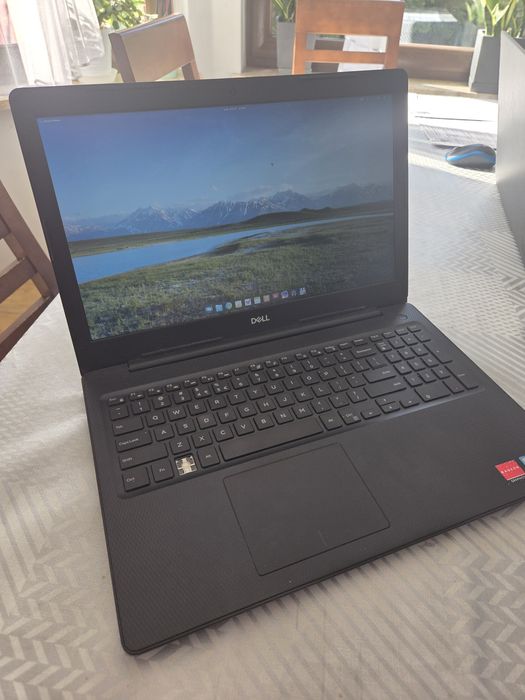 Laptop Dell inspiron 3583