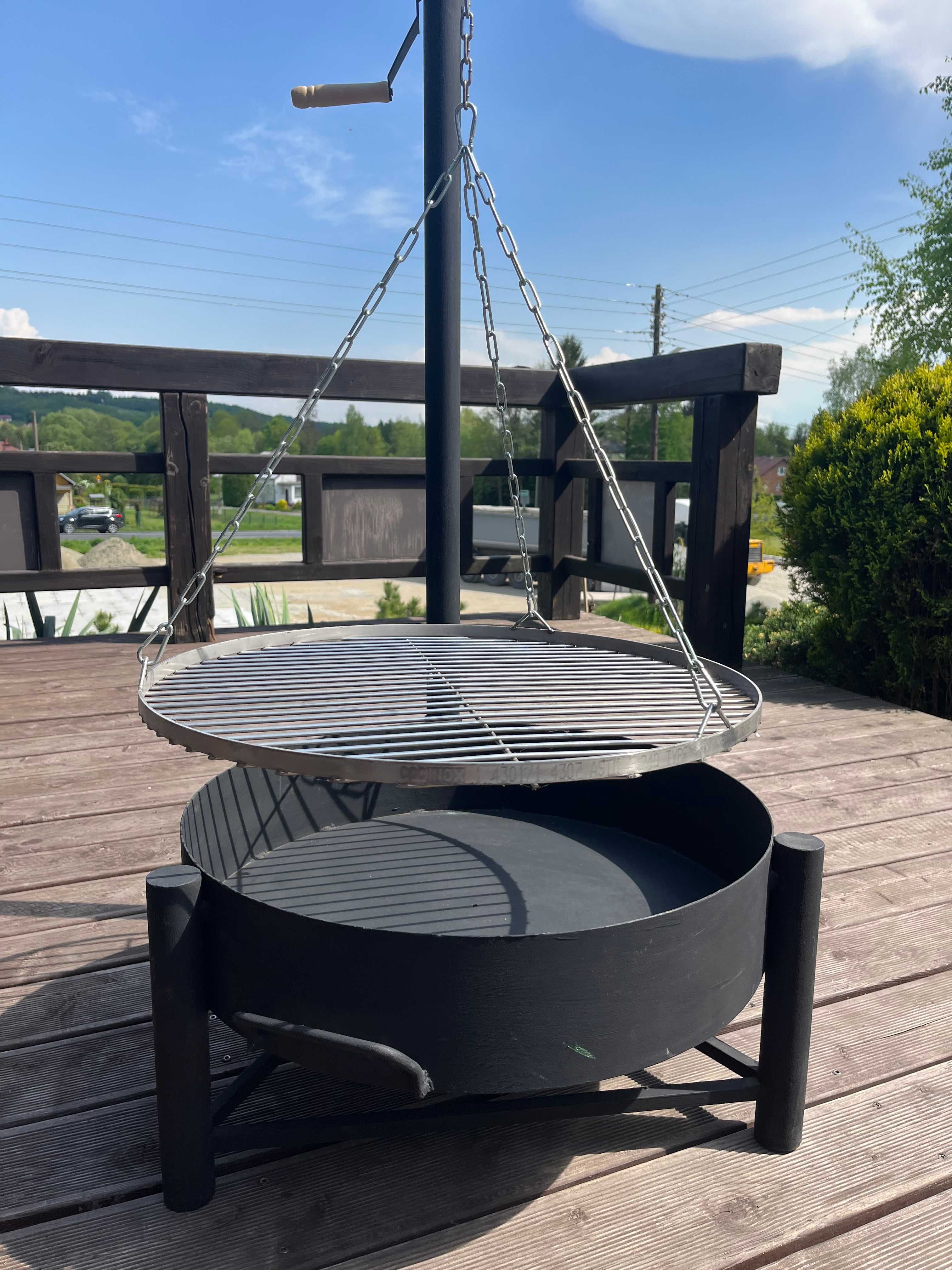 Grill ogrodowy, żuraw, trójnóg 50 ruszt nierdzewny