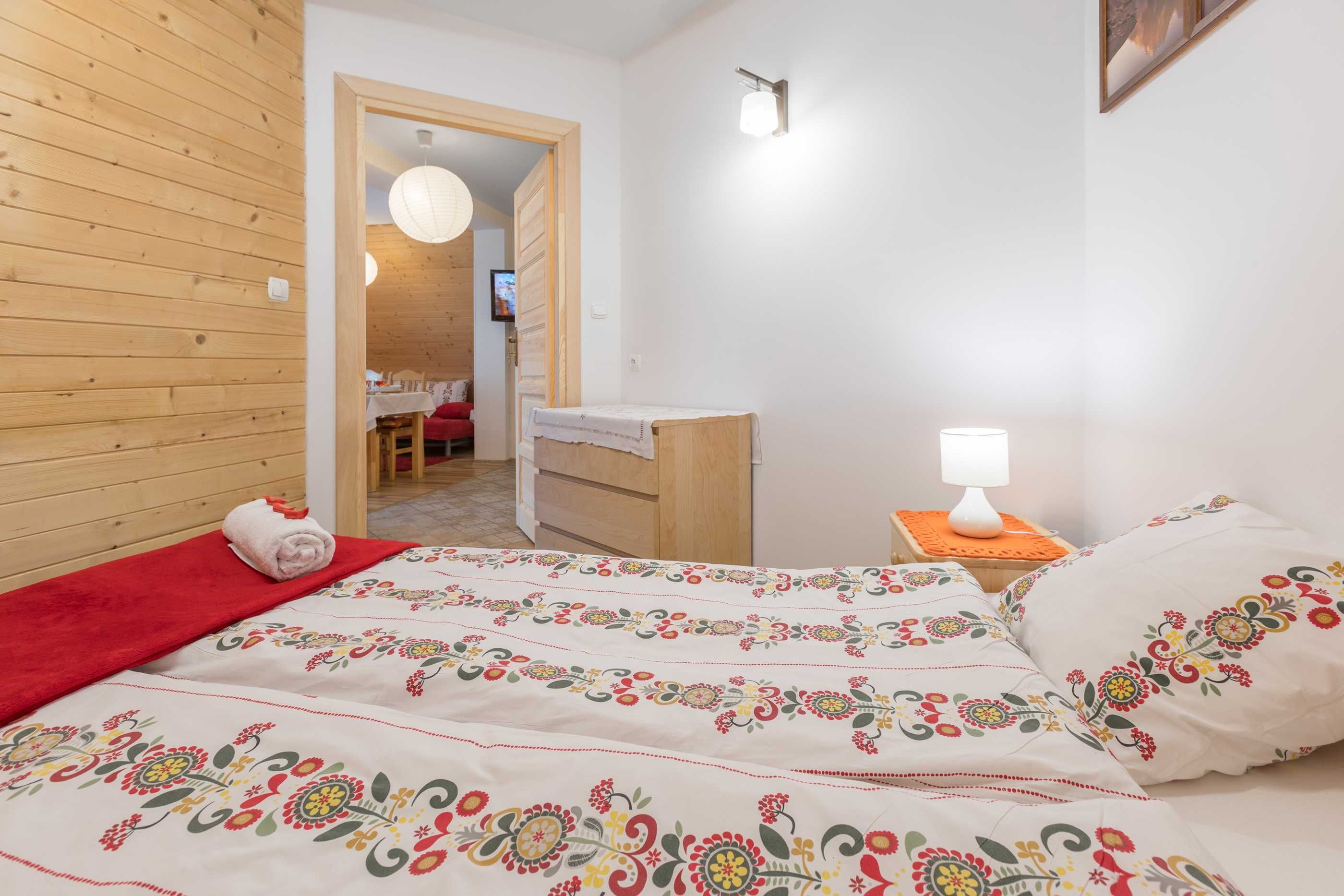 WOLNY APARTAMENT 2-10 os. Centrum ,blisko Dworca PKP PKS - widok TATRY