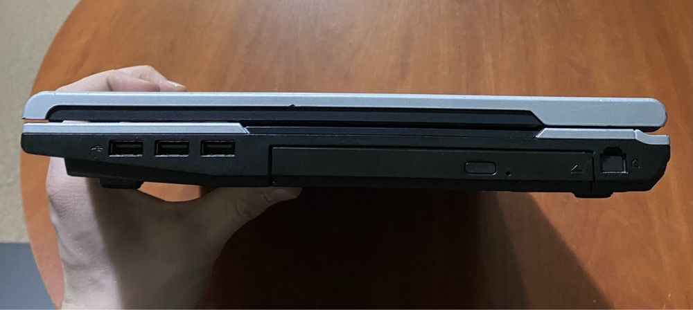 ноутбук Fujitsu Z17M3 15.4"/ на відновлення! N882