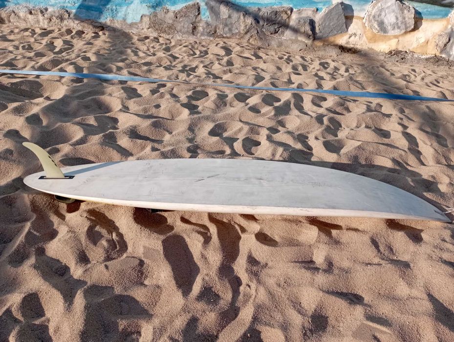 Prancha de windsurf Tiga wave 81 L