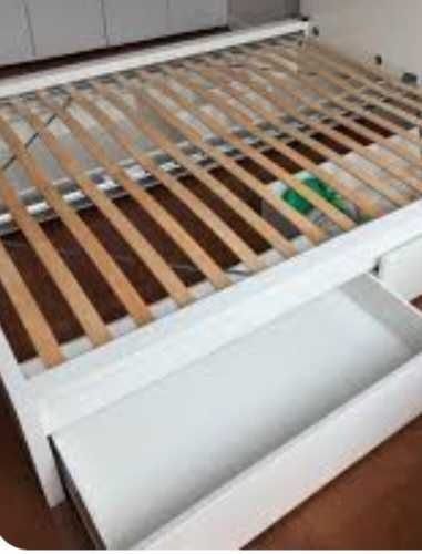 Cama Malm Ikea, branca com 4 gavetas