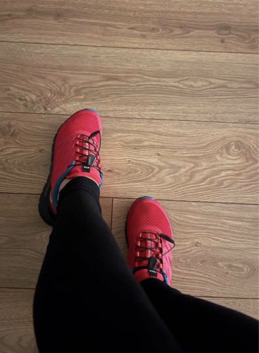 Salomon жіночі