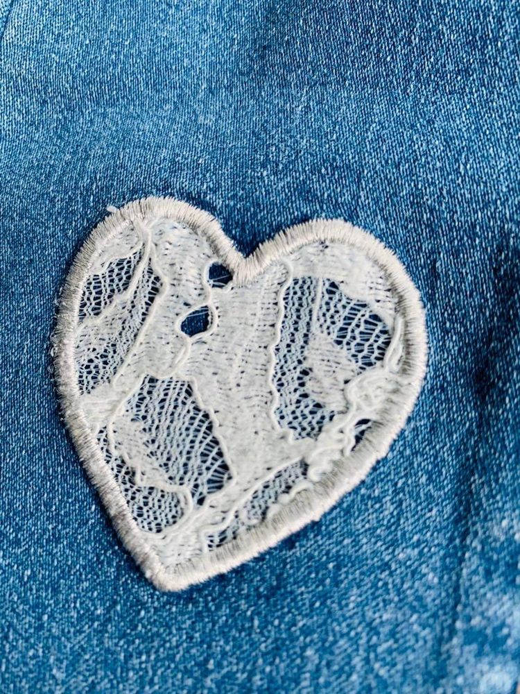 Guess spodnie jeansy dla dziewczynki. Rozmiar 18M 86-98