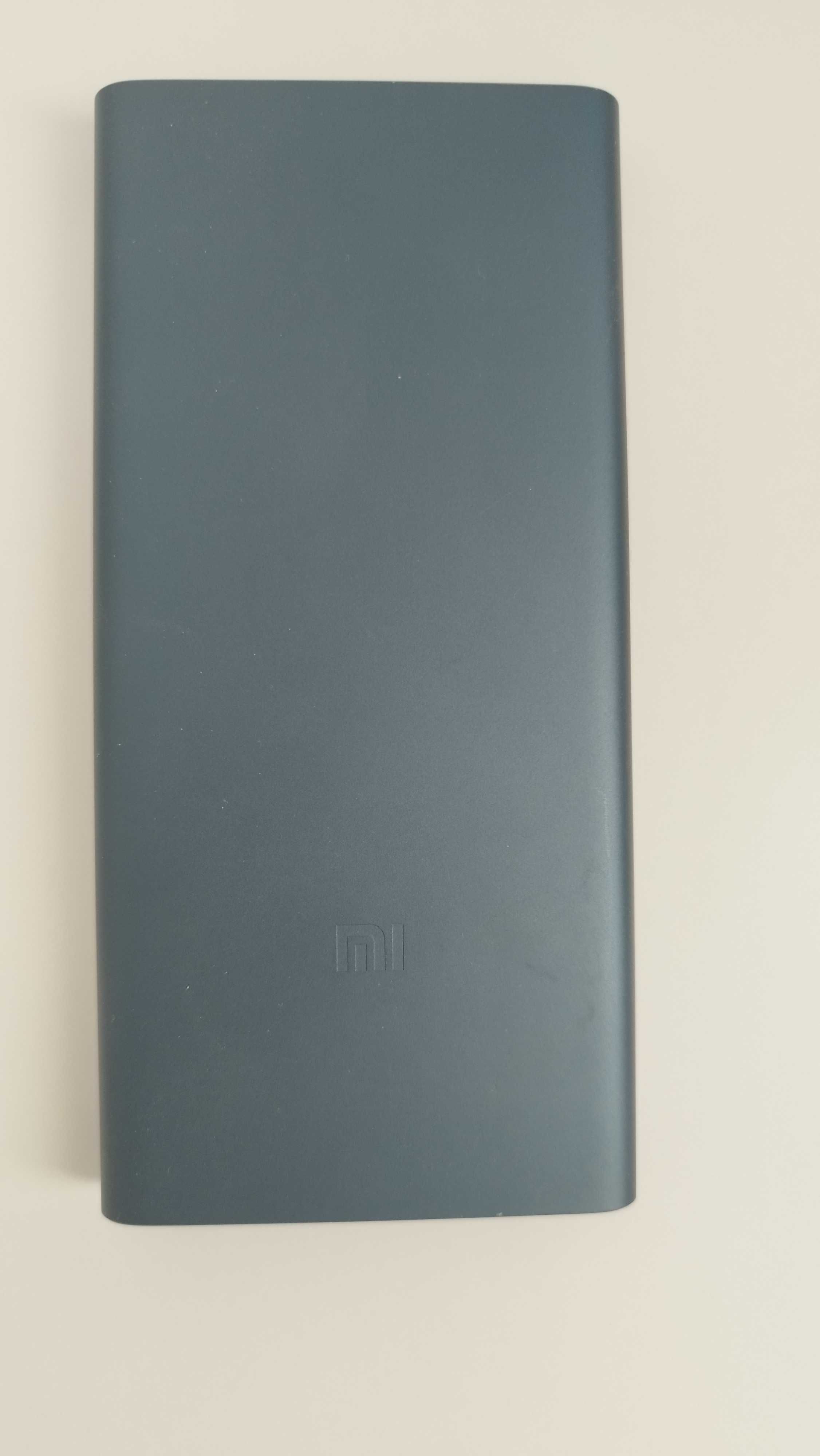 Xiaomi Mi Power Bank 20000 10000 mAh PLM09ZM павербанк PLM06ZM